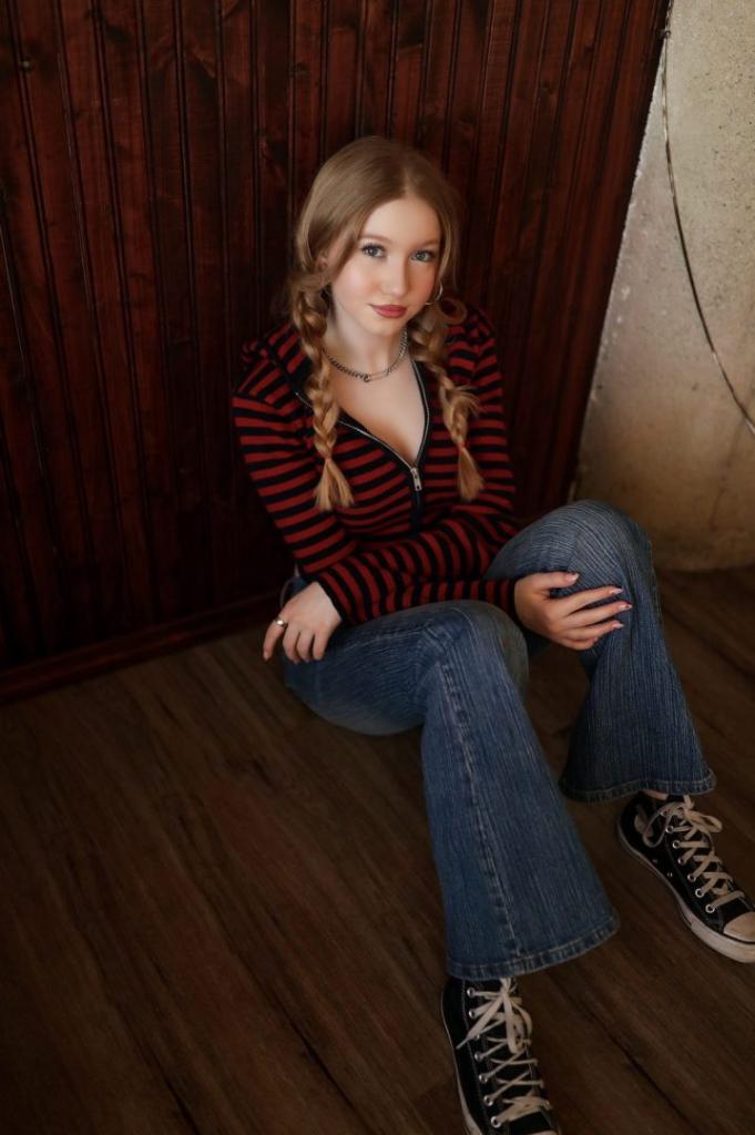 Abigail Zoe Lewis releases "Take It Slow" - INTERVIEW 5 Abigail Zoe Lewis3