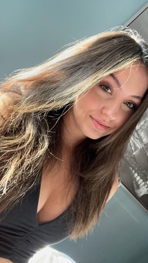 5 Fast Facts about model & teen reporter Amaya Alicia Cruz 2 amaya