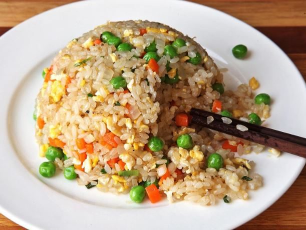 3 Food Recipes You Can Cook Under 10 Minutes 3 fried rice