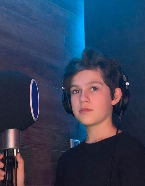 Jackson Dollinger Interview - talks new video for "I'm Yours," quarantine life and more! 3 jackson dollinger 5