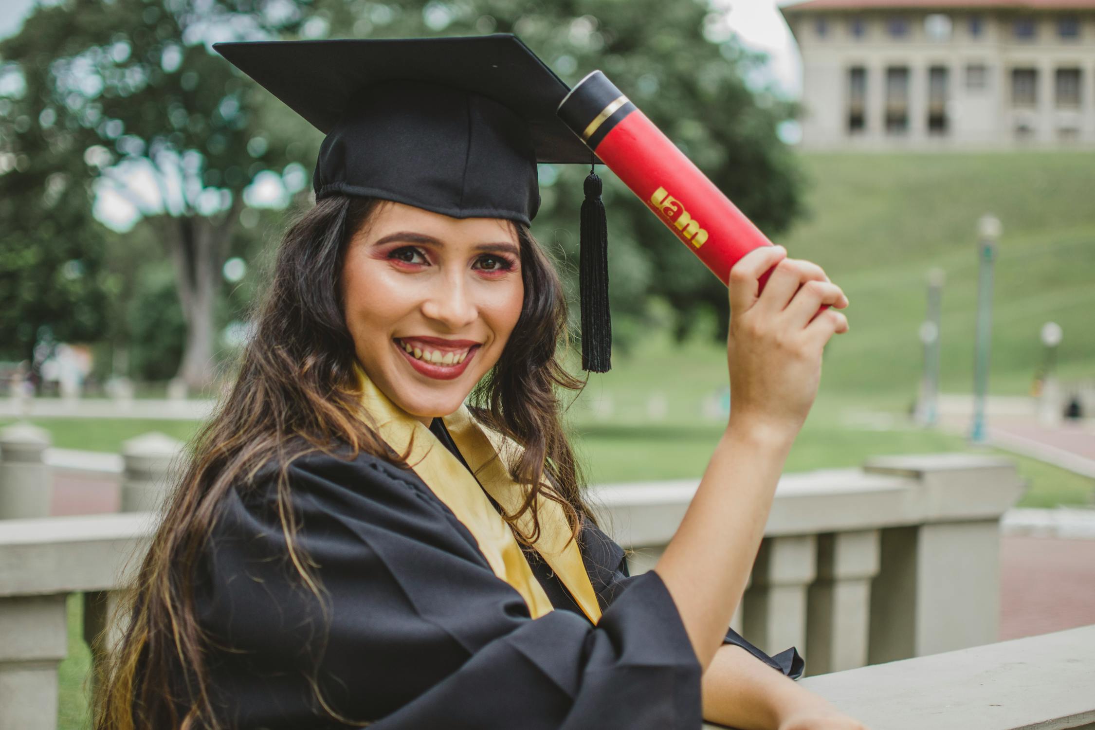 How to apply for scholarships | Free money for school 1 apply for scholarships