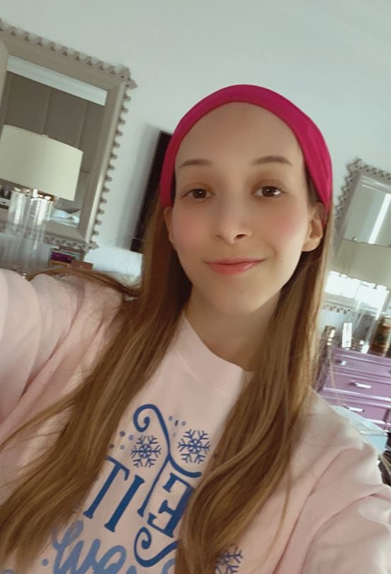 YouTuber Sasha Anne shines with new Sugar & Spice collection - Interview 6 sasha selfie