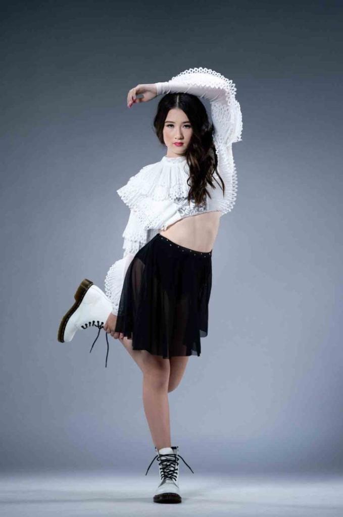 Scarlett Bella Song - Interview with inspiring teen performer & entrepreneur! 5 Scarlett Bella Song2