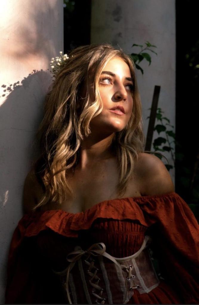 5 MORE facts about singer Logan Alexandra 1 Screen Shot 2021 09 29 at 7.03.23 PM