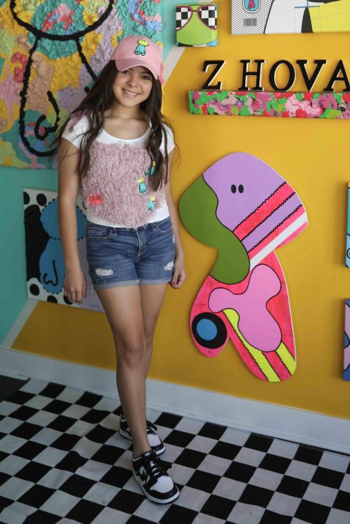 Teens Wanna Know Partners with Z HOVAK Studio to Host Celebrity Teen NFT Paint Party 44 z hovak vip paint party 85 scaled