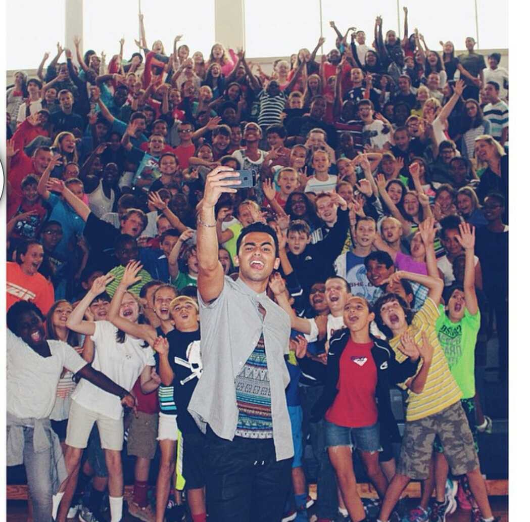 "Teen Nation Tour" Hits the Road with Anti-Bullying Message for Teens 6 Zach Matari loves his fans